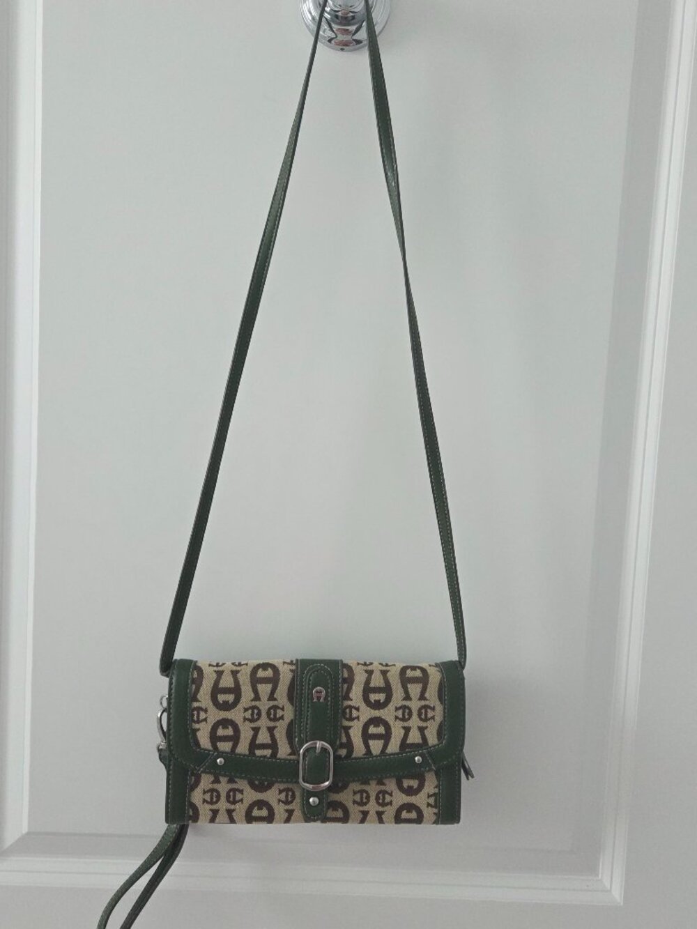 Etienne Aigner Crossbody Wallet Bag